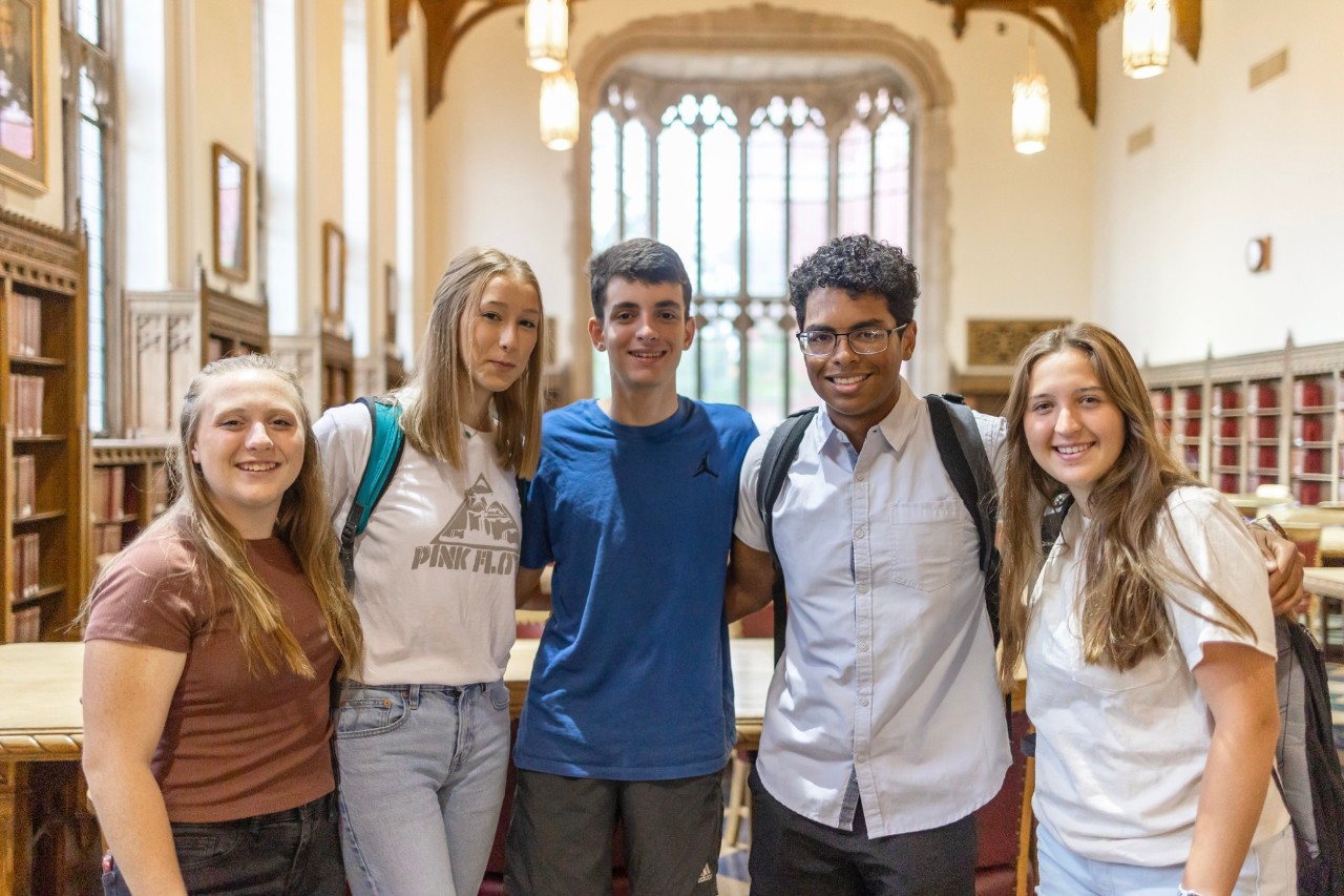 Group of students in Bizzell Memorial Library 