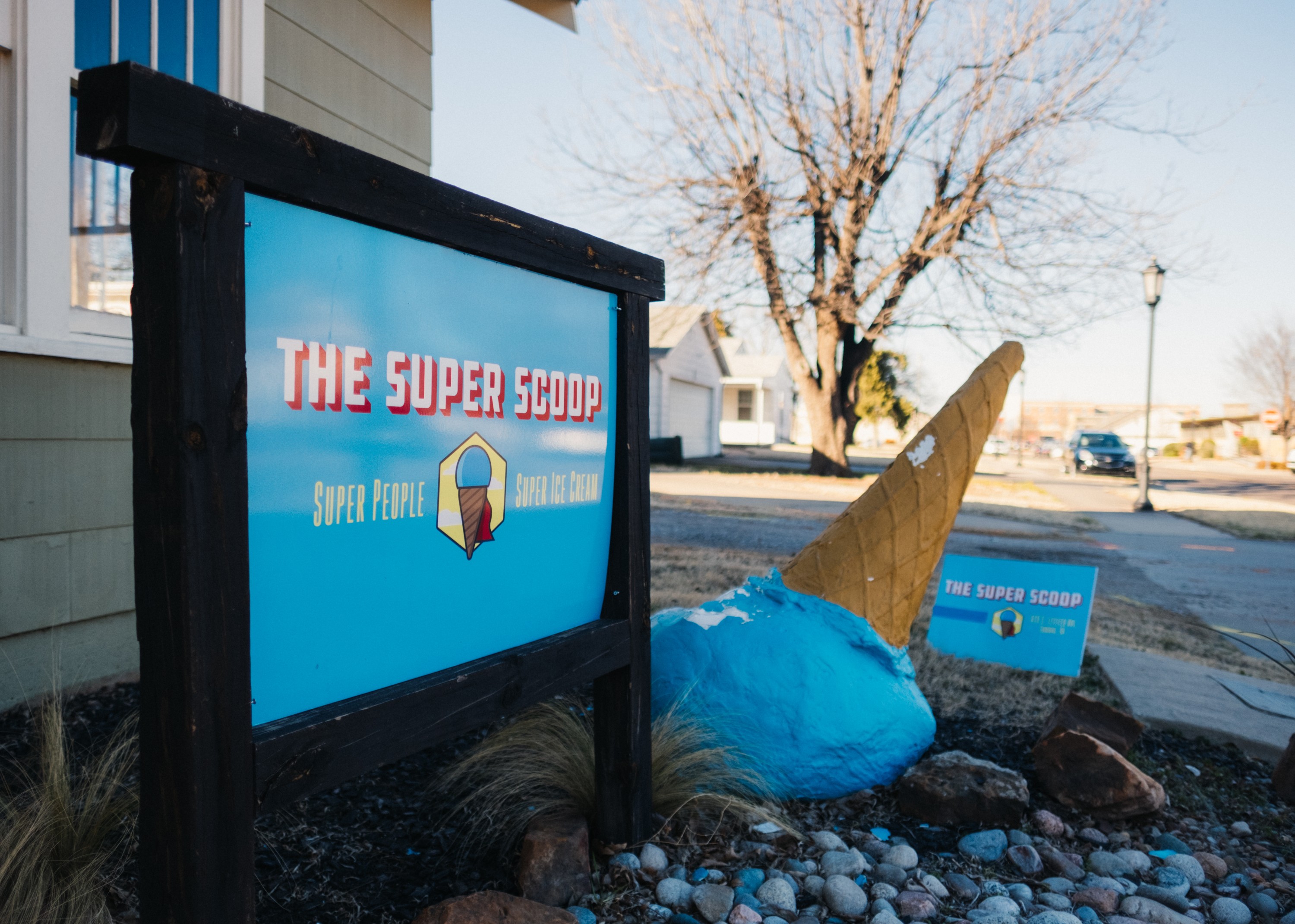 The store front of The Super Scoop, an ice cream store in Edmond