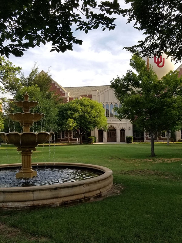 The fountain in front of Wagner Hall.
