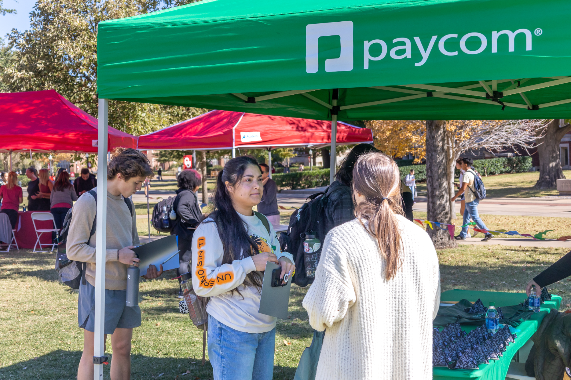 Students learning about the Career Center