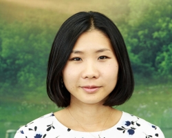 Dr. Naoko Sakeada, SoM Professor 