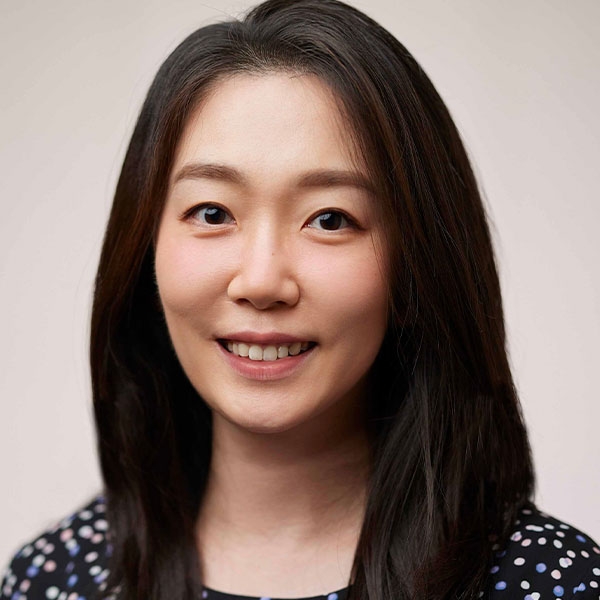 Dr. Mengfei Guan.