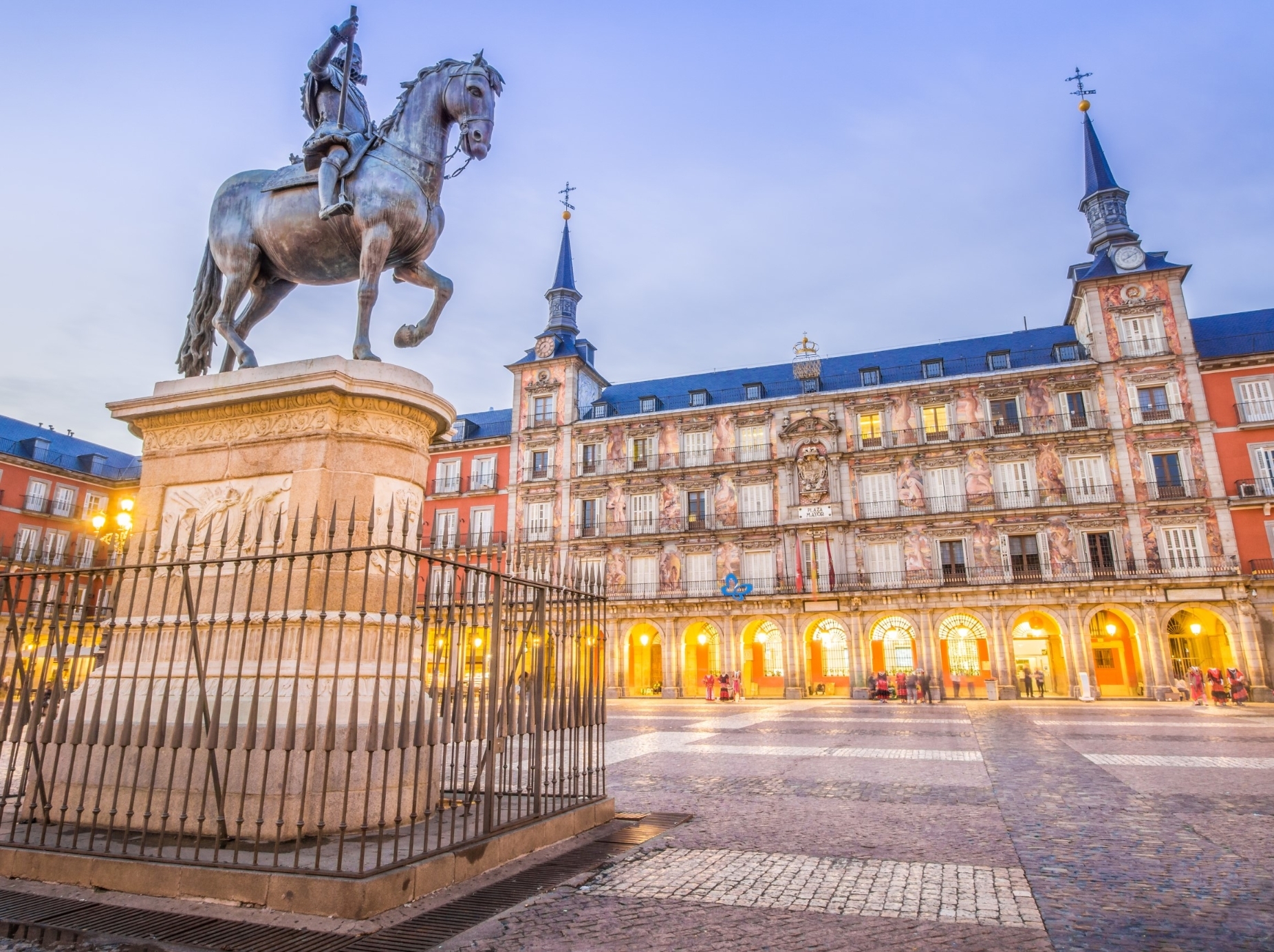 Pink and purple sunset at an OU softball game.