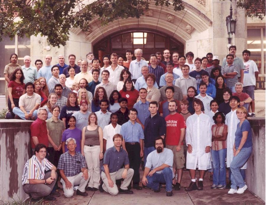 2003-2004 group photo in color.