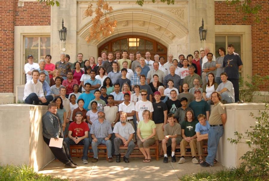 2006-2007 group photo in color.