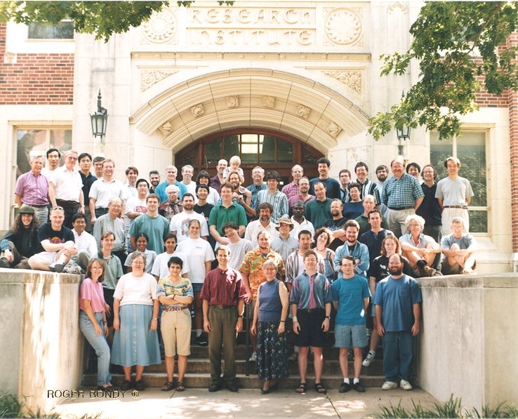 1998-1999 group photo in color.
