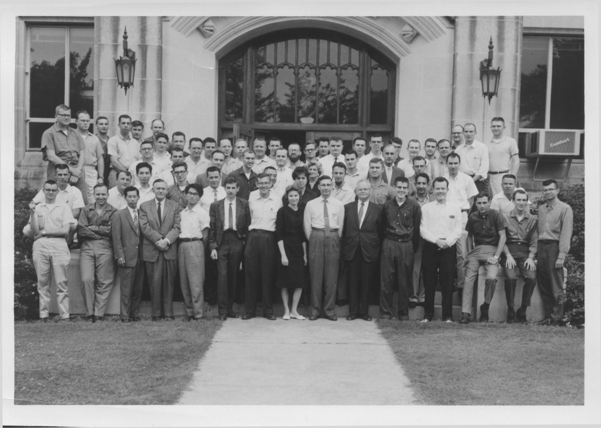 1962-1963 group photo in black and white.