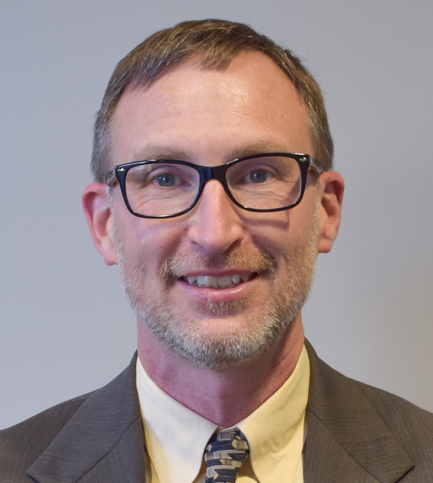 Image of Dr. Roger Fales