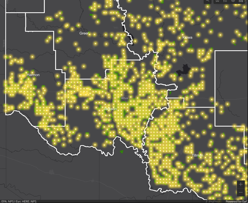 Yellow lights over southwest Oklahoma