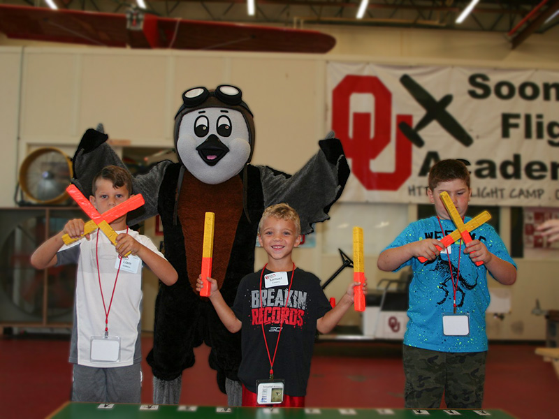 Kids at the OU Sooner Flight Academy Day Camp