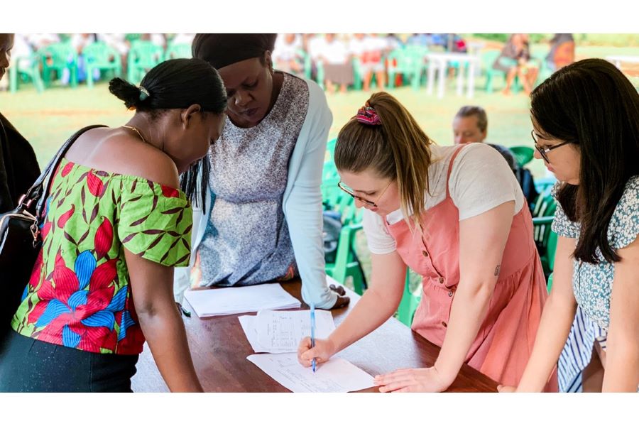 Students and Faculty from O U in Uganda.