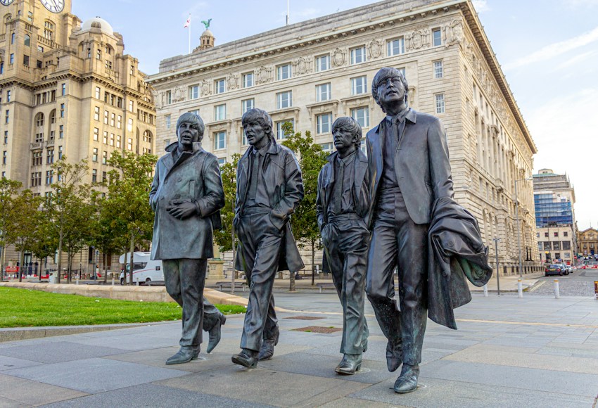 statue in England