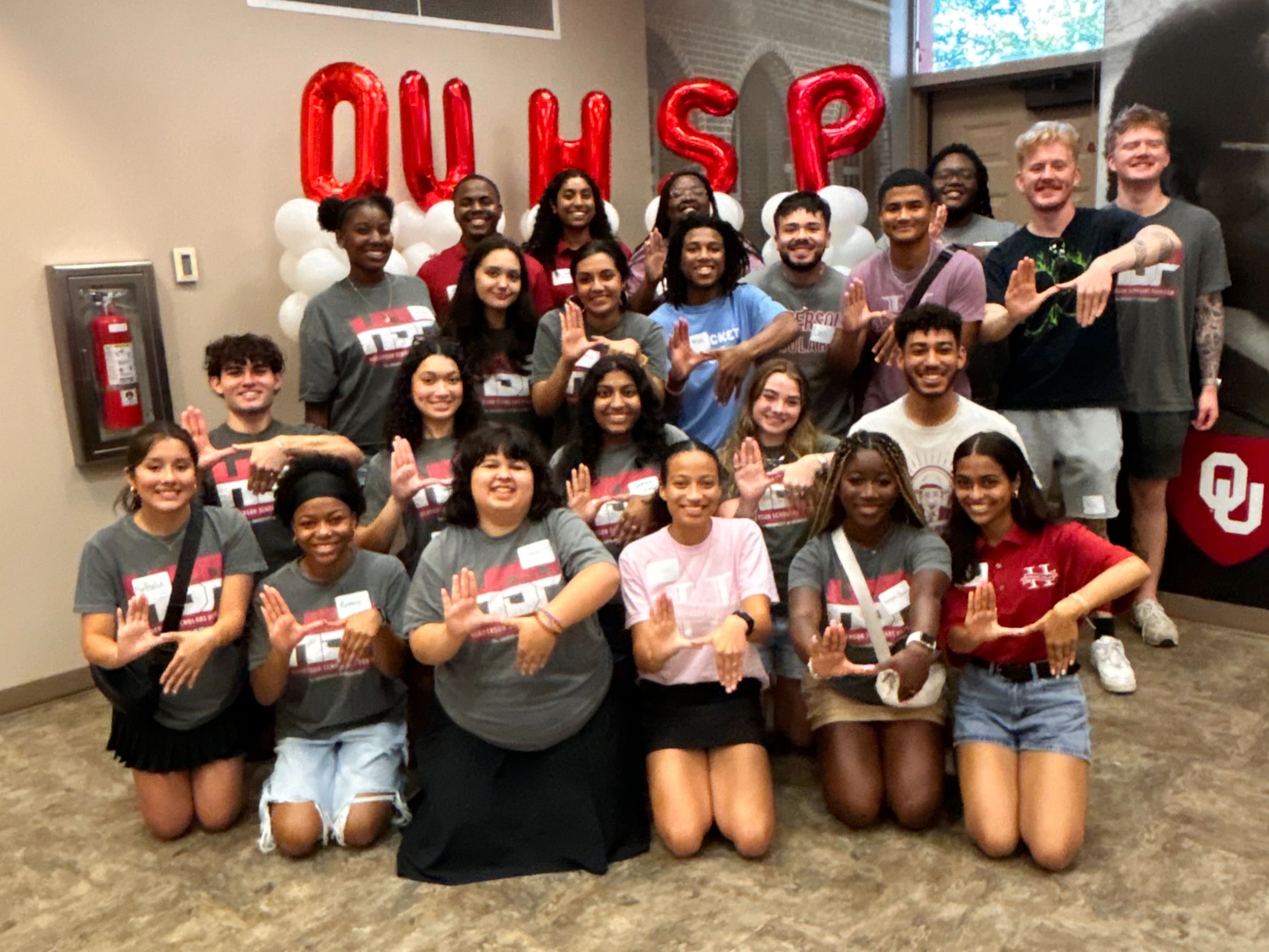 Henderson Scholars group photo at fall 2024 welcome event. 