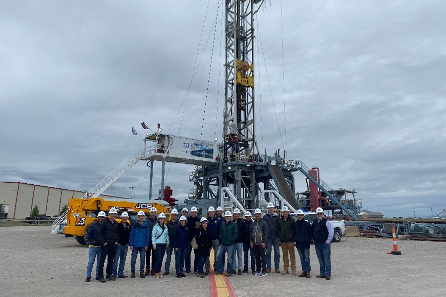 NDU and OU faculty and students tour Helmerich & Payne International Drilling Company's Rig 918