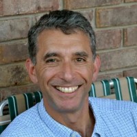 Portrait of Zev Trachtenberg.