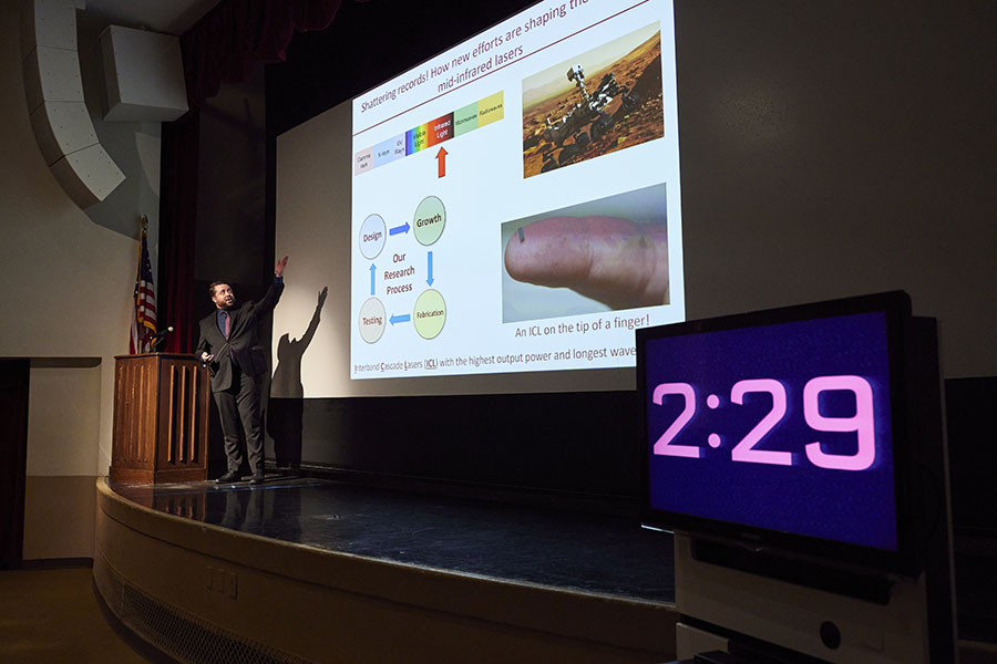 2023 3MT finalist and physics graduate student Jeremy Massengale presenting “Shattering records! How new efforts are shaping the future of mid-infrared lasers.”