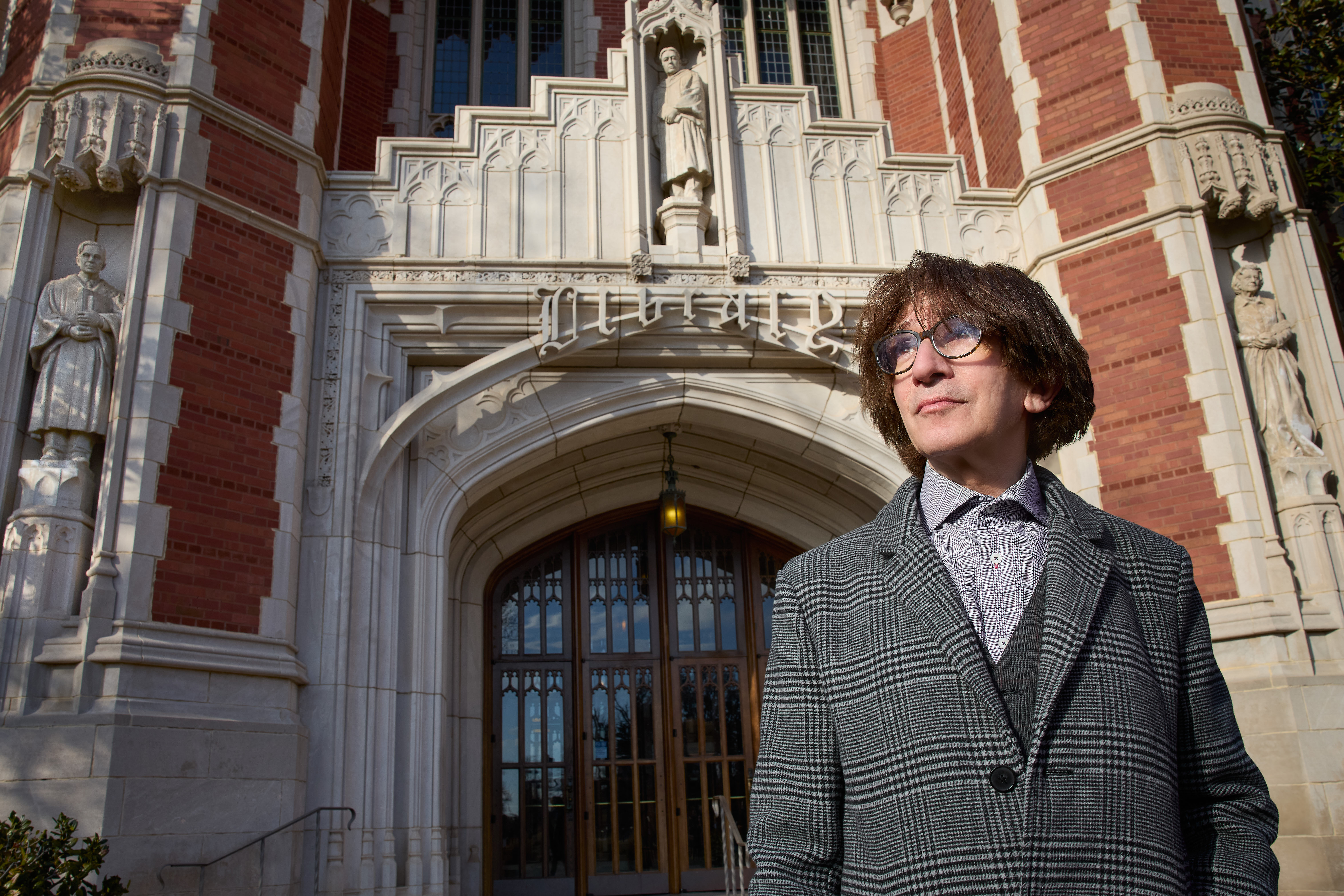 Sohail Shehada standing in front of Bizzell Memorial Library.