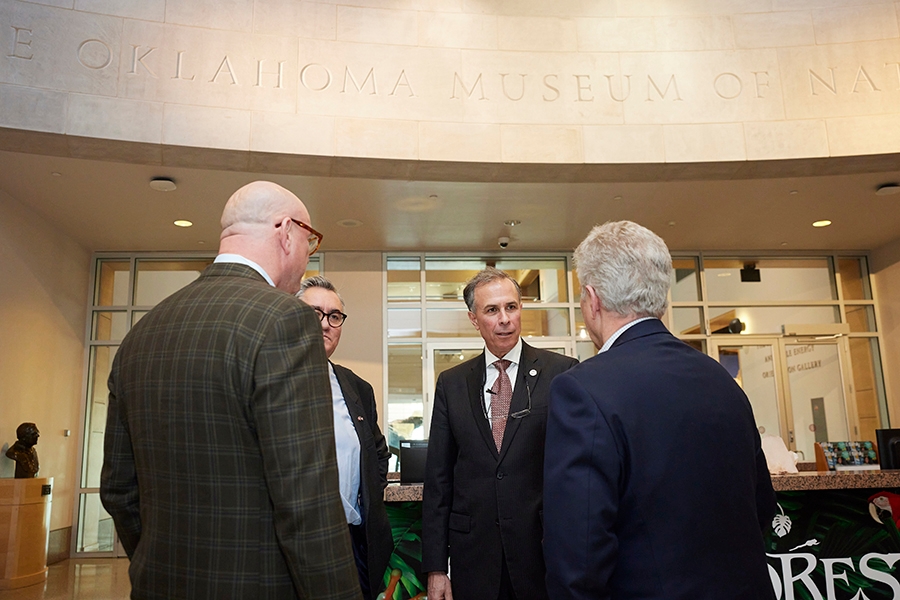 Undersecretary Kusnezov and Tomás Díaz de la Rubia, Ph.D., visit with attendees at the Sam Noble Oklahoma Museum of Natural History