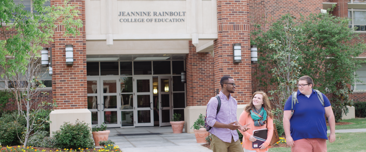 Students in front of Collings Hall