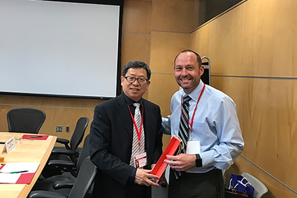 Gregg Garn with Dean Zhu Xudong of Beijing Normal University