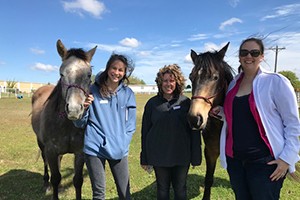 JRCoE Students at Riding Academy