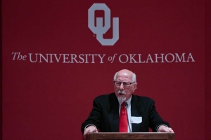 Gene Rainbolt speaks at the 2017 Celebration of Education in Oklahoma.