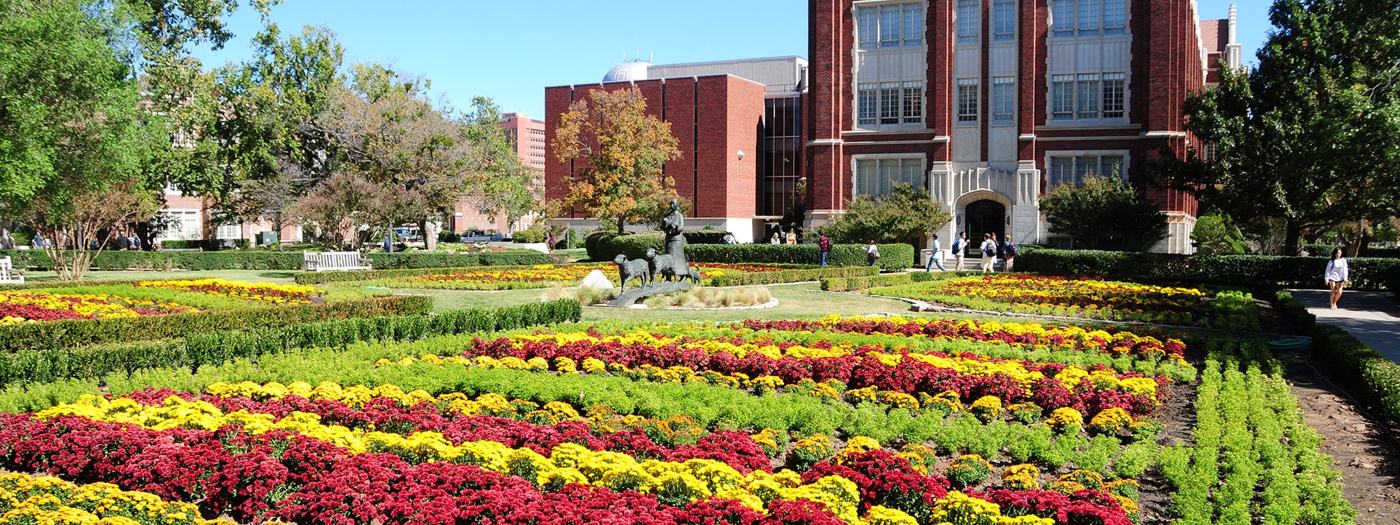 Peggy Helmerich Garden with flowers in bloom. 