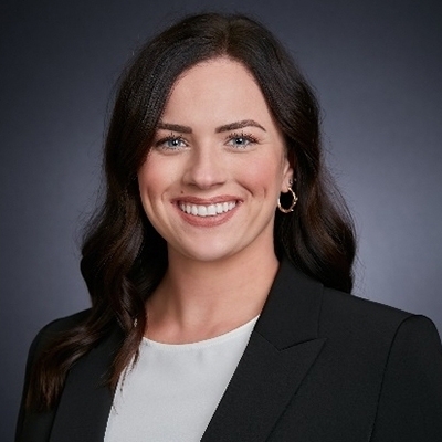 Paige Uhr.