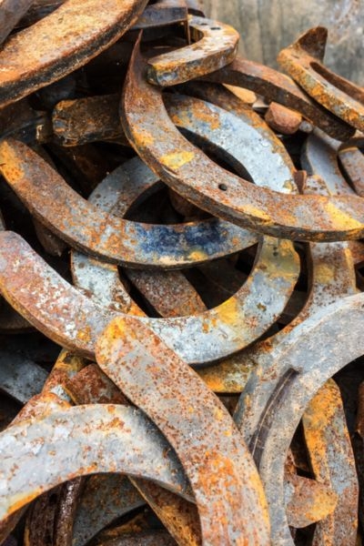 A pile or horse shoes