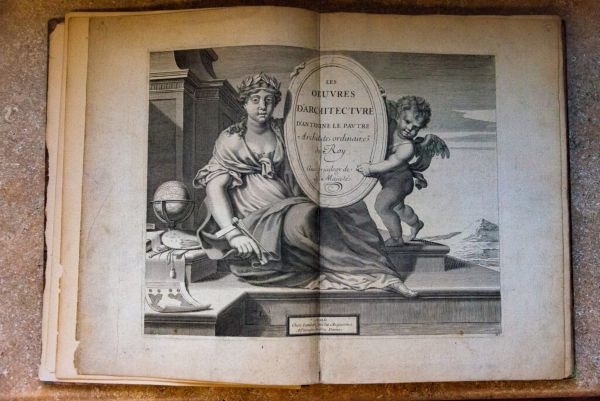 A title page illustration in Les oeuvres d’architecture d’Anthonie Le Pautre.