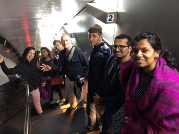 Shawn Schaefer with Urban Design students at the Gateway Arch.