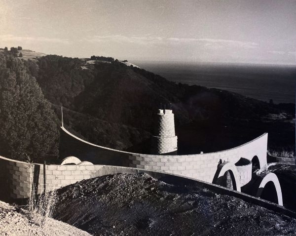 A photo of the chimney at Mickey Muennig's Psyllos House.