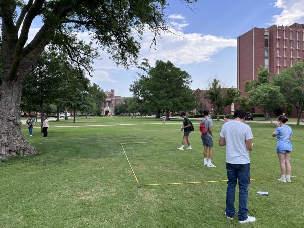Students on the O U south oval.