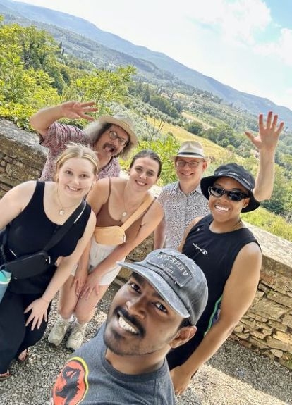 Students with professors Bret Betnar and Bruce Hoagland.