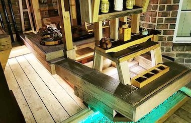 A table in Dreaming in the Lotus Bay.