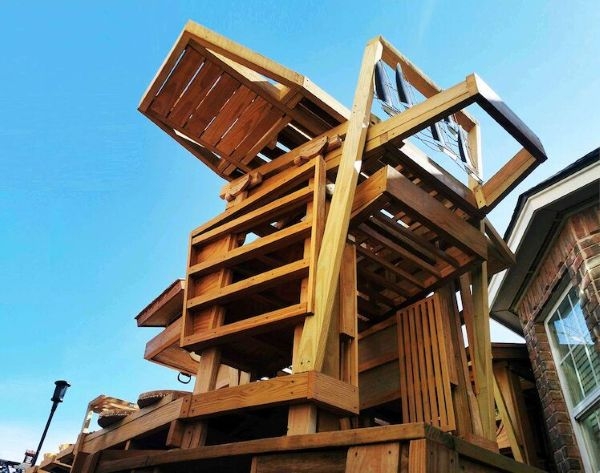 An exterior detail of Dreaming in the Lotus Bay.