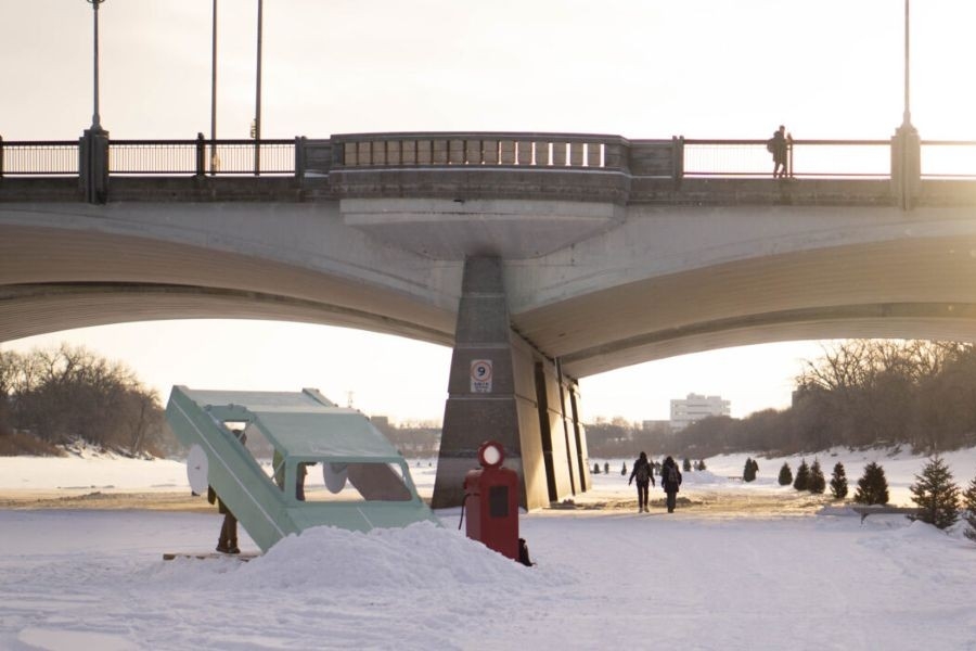 Warming hut designed by Unearthed Practice.