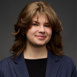 Headshot of Denae Berry