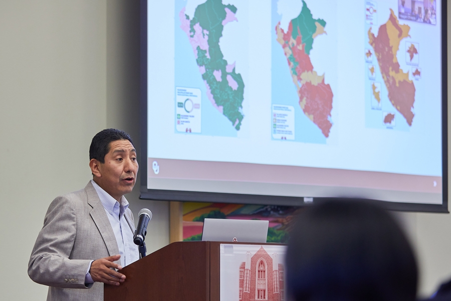 Víctor Maqque, Ph.D.