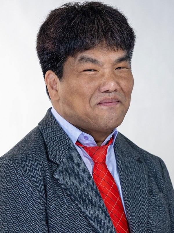 Sungbo Jung.