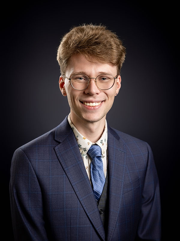 Photo of Chan M. Hellman.