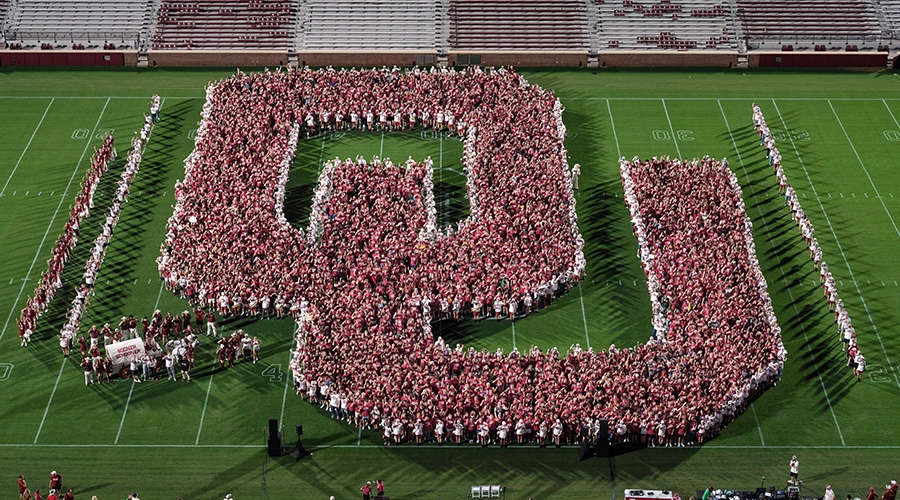 Photo of the OU Class of 2030.