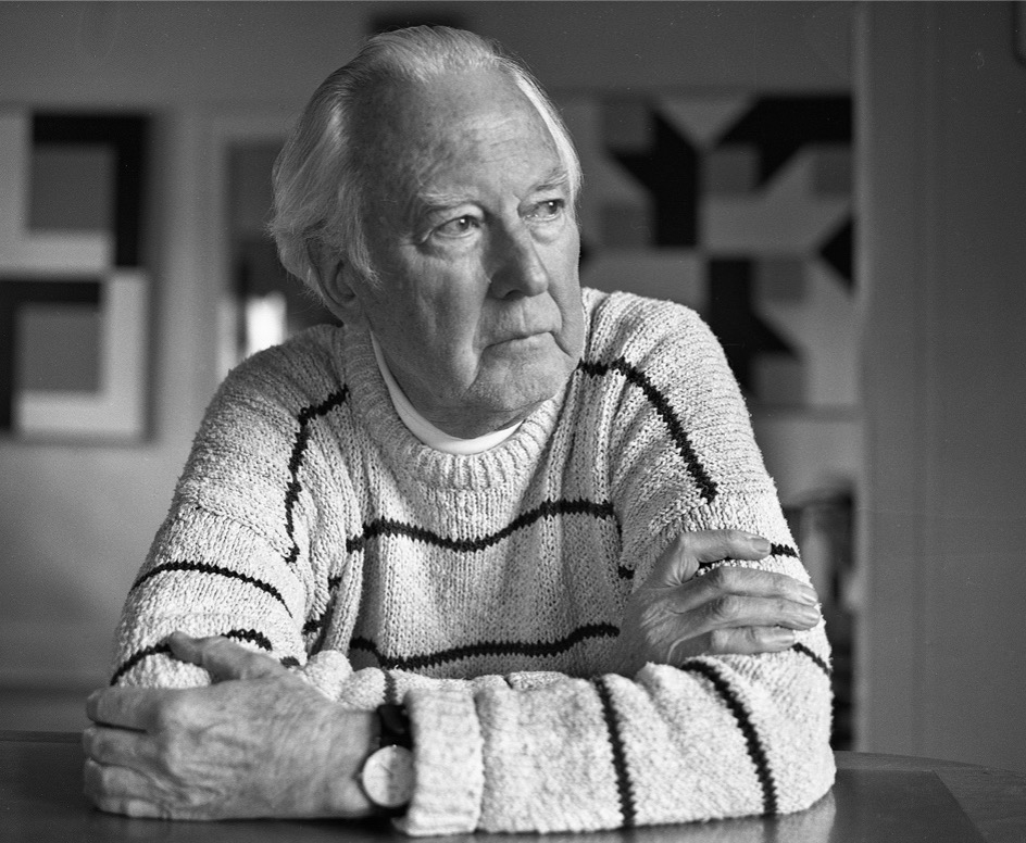 Photo of Frederick Hammersley.