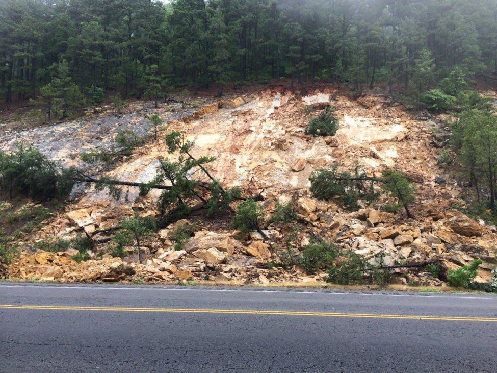 Rockslide on highway US 295