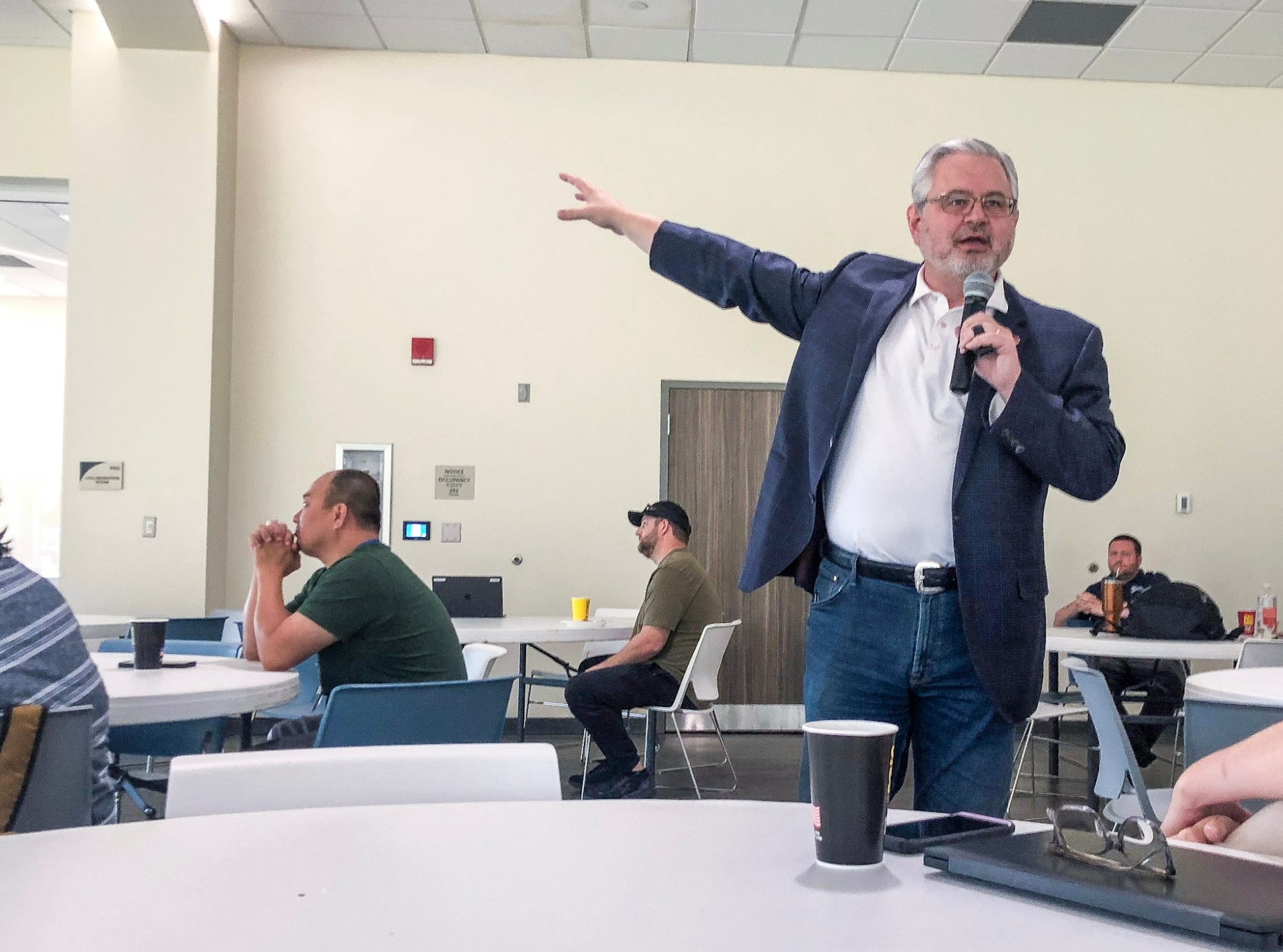 Dr. Freeze lecturing at TCC.