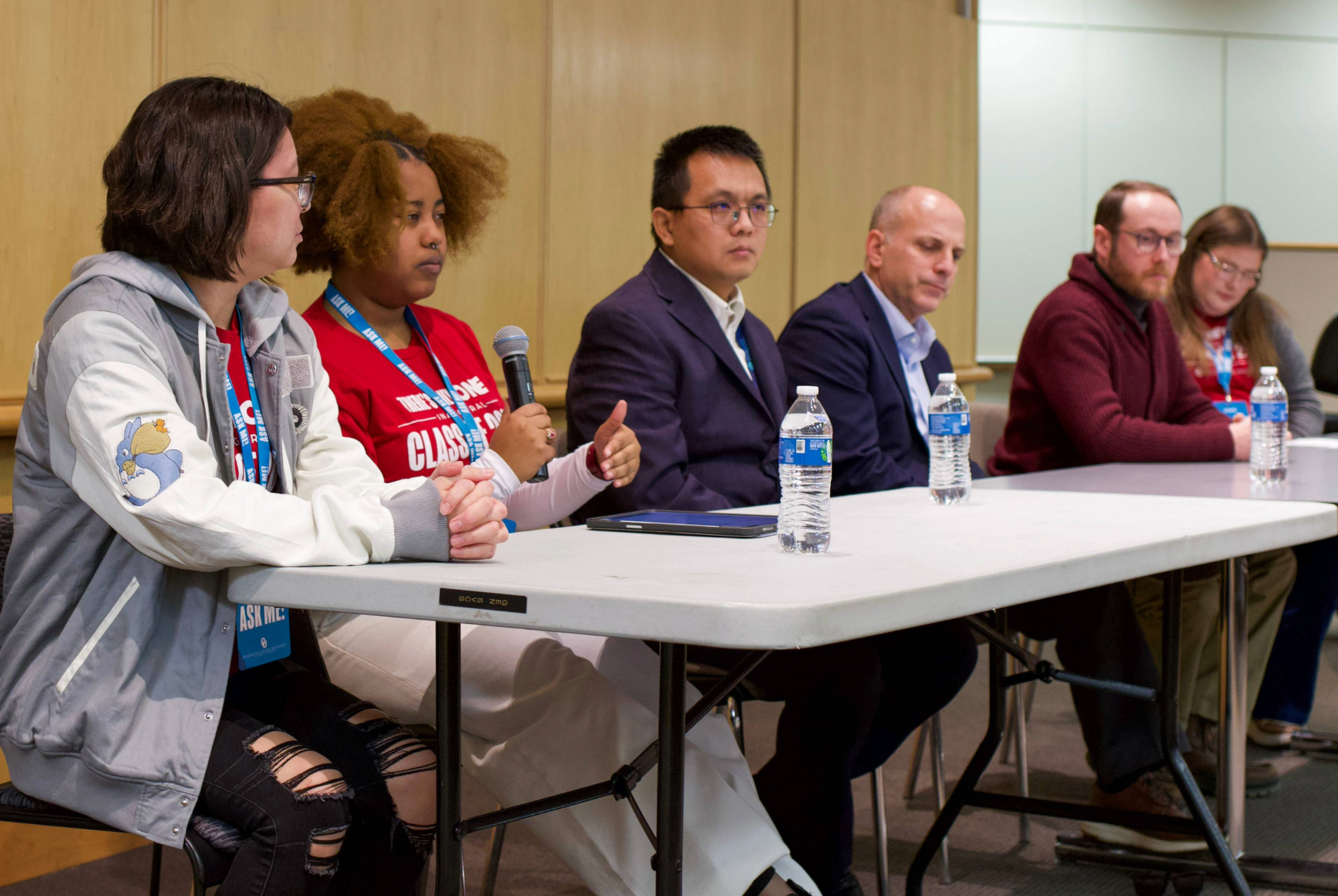 Student, Sanaa Byron, talking on the OUPI panel.