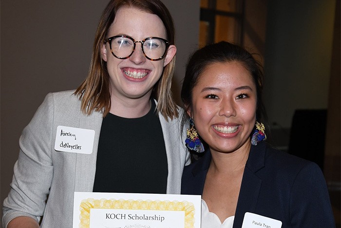 MIS student receives scholarship at annual banquet