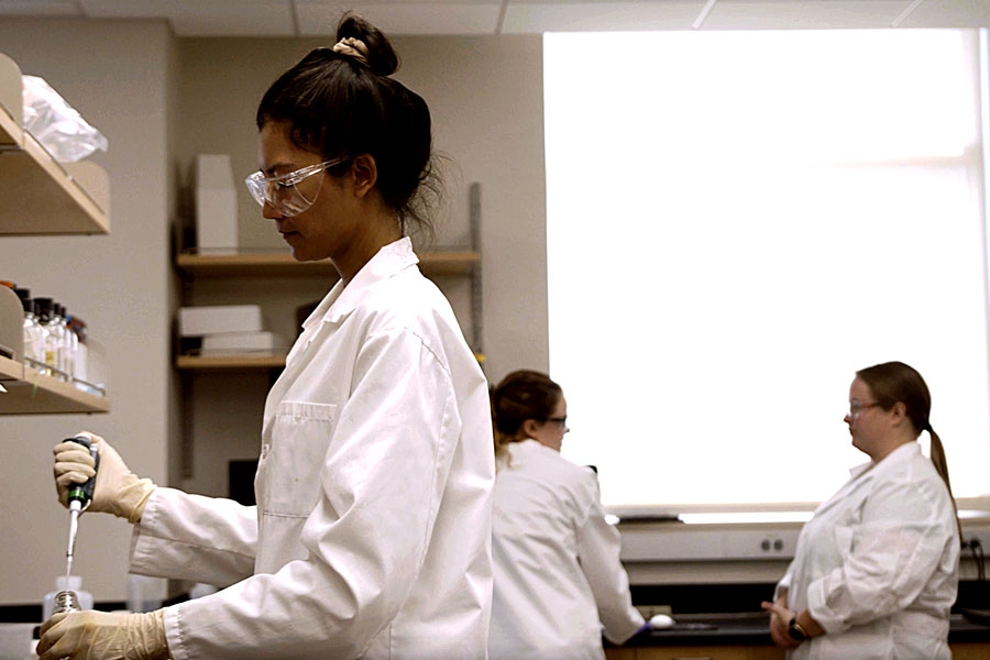 ou researchers in lab