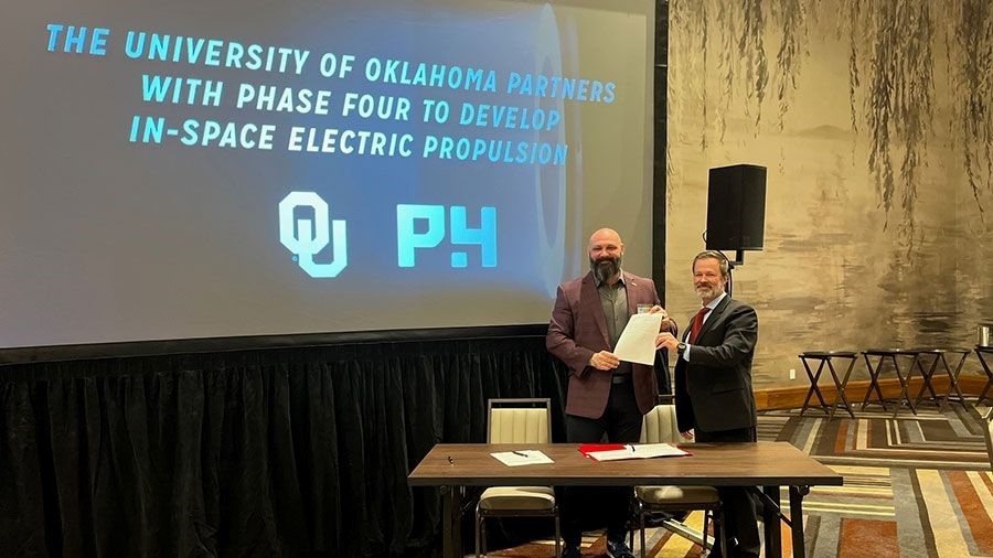 The Oklahoma State Regents held its annual Regents Business Partnership Excellence Award ceremony to recognize success partnerships between businesses and 27 Oklahoma colleges and universities.  The Regents recognized Weathernews, Inc., nominated by Bob Palmer and Berrien Moore, for their long-term partnership with OU.  Daisuke Abe flew in from Japan to accept the award on behalf of the WNI team.