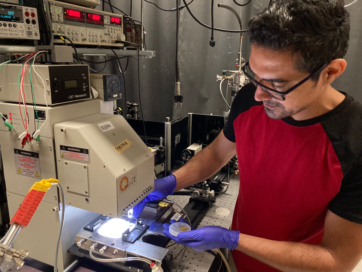 University of Oklahoma graduate student, Hadi Afshari, measuring next-generation solar cells on the solar simulator in the Sellers Lab. Ian Sellers is the lead on a new grant to develop ultra high-efficiency  solar cells. 